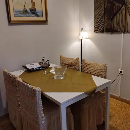 Smart,Big & Comfortable Apartment !-3